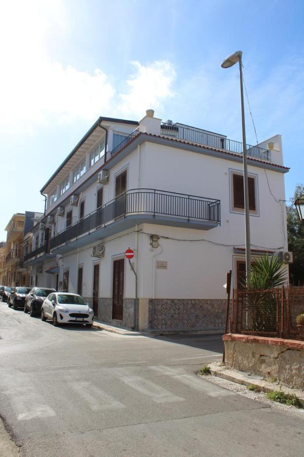 巴莱斯特拉泰La Stanza Vicino Al Mare , Una Camera Da Letto E Bagno Con Balcone Vista Mare公寓 外观 照片