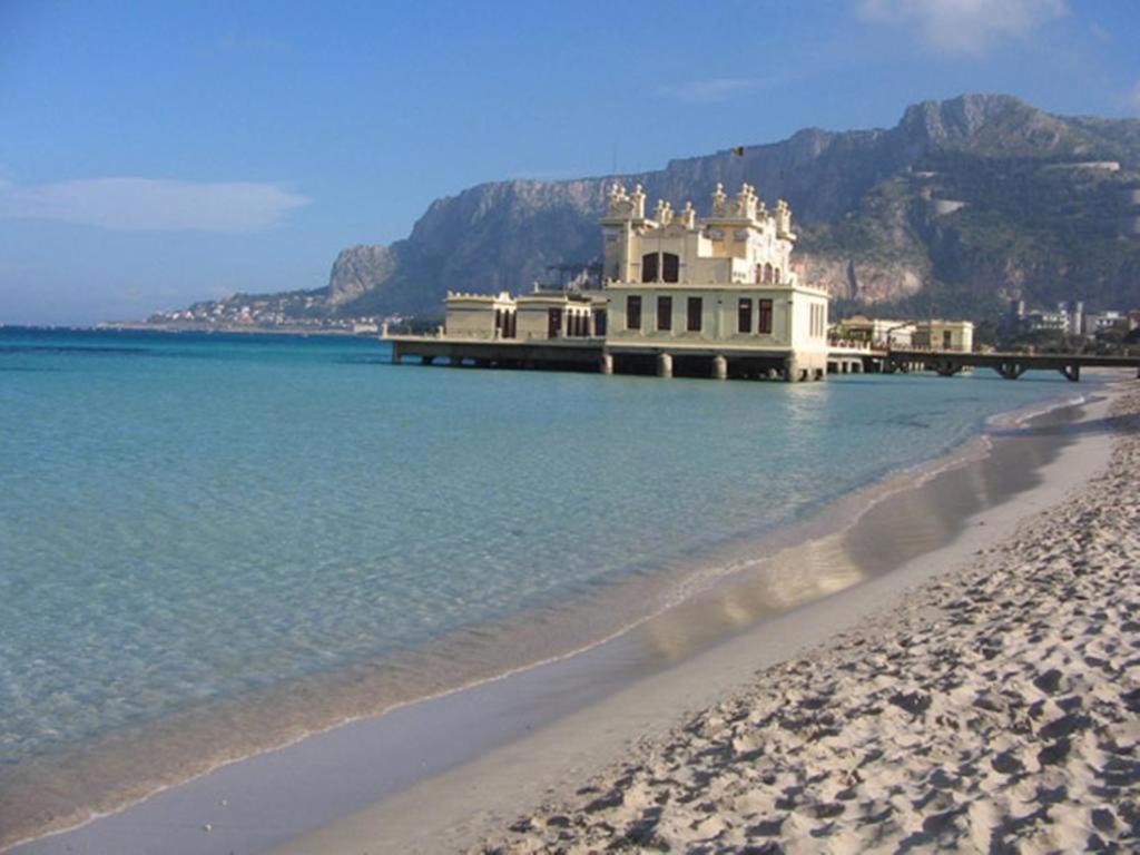 巴莱斯特拉泰La Stanza Vicino Al Mare , Una Camera Da Letto E Bagno Con Balcone Vista Mare公寓 外观 照片