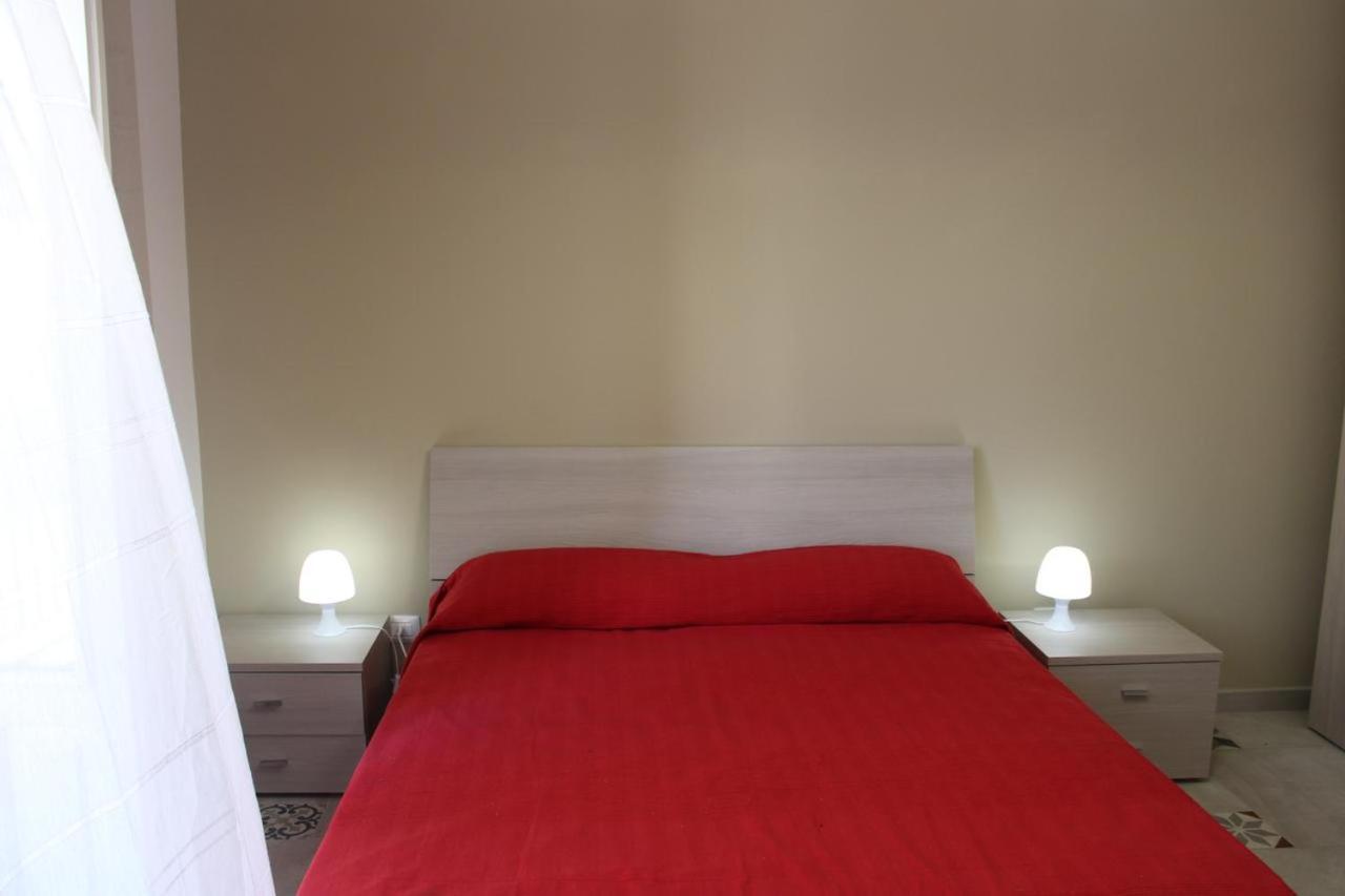 巴莱斯特拉泰La Stanza Vicino Al Mare , Una Camera Da Letto E Bagno Con Balcone Vista Mare公寓 外观 照片
